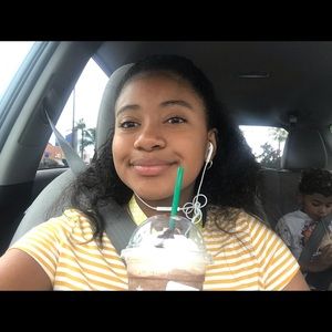 Meet your Posher, Alyana